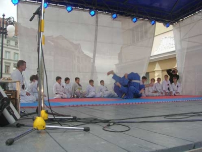 ІФОФБМ виступила на День міста (07.05.2011) _8
